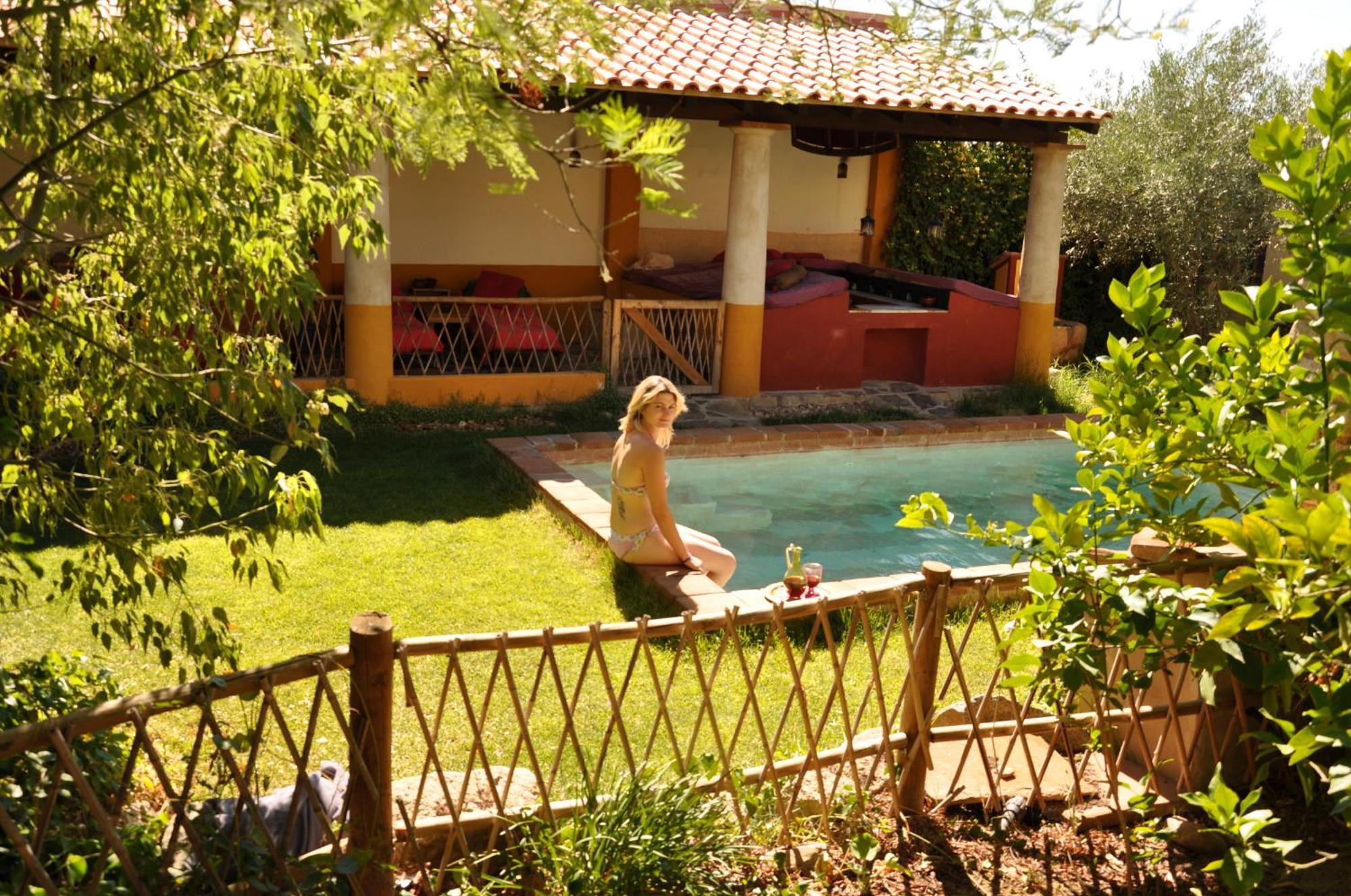 Termas Aqua Libera Guest House Aljucén Exterior photo