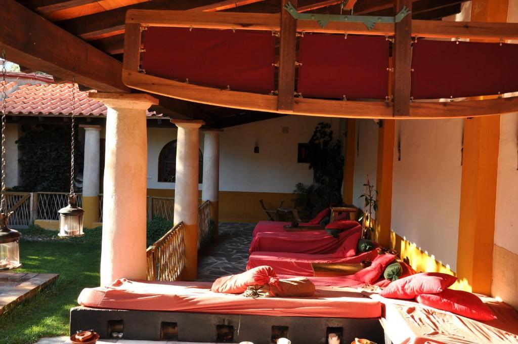 Termas Aqua Libera Guest House Aljucén Exterior photo