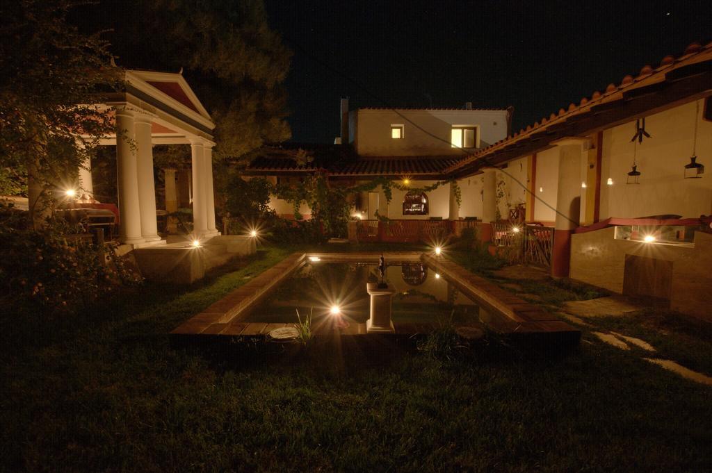 Termas Aqua Libera Guest House Aljucén Exterior photo